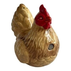 Westland Hand Painted Ceramic Chicken Salt/Pepper Shaker Farmhouse 3.25" VG